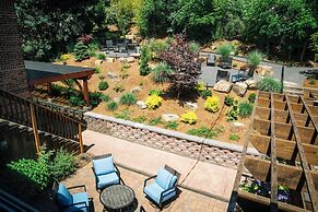 Inn of the White Salmon