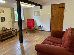 Remarkable 2-bed Barn in Downham Market