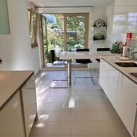 Tr ia Amazing Seaview Apartment