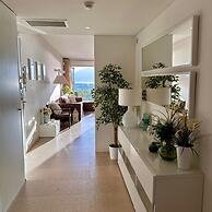 Tr ia Amazing Seaview Apartment