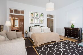 Portas de São Bento Apartment