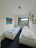 6 Pers Modern Harbor House With Fenced Garden With the Lake View