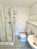 6 Pers Modern Harbor House With Fenced Garden With the Lake View