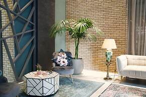 Nakheel Residence by House living