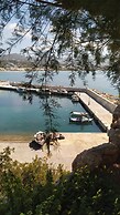 Sea View And Mountain View Apartment For 4 People