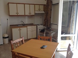 Sea View And Mountain View Apartment For 4 People