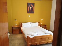 Sea View And Mountain View Apartment For 4 People