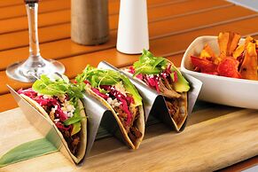 Element Melbourne Oceanfront