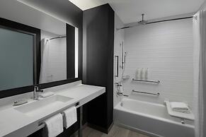AC Hotel St. Louis Clayton
