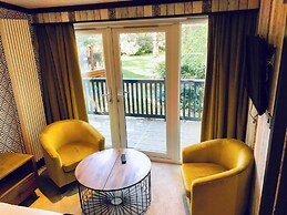 Pet Friendly Lodge - Sleeps6 - Long Stay Discount