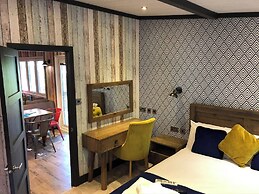 Pet Friendly Lodge - Sleeps6 - Long Stay Discount