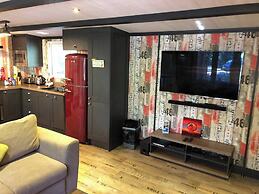 Pet Friendly Lodge - Sleeps6 - Long Stay Discount