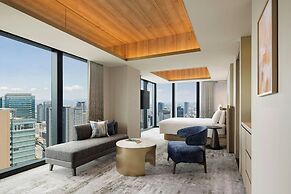 THE OSAKA STATION HOTEL, Autograph Collection