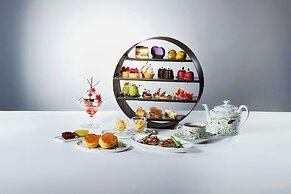 THE OSAKA STATION HOTEL, Autograph Collection