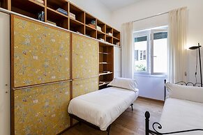 Light Apartment in Albaro by Wonderful Italy