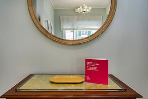 Light Apartment in Albaro by Wonderful Italy