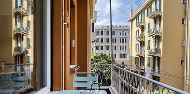 Light Apartment in Albaro by Wonderful Italy