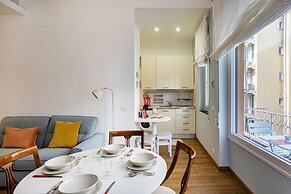 Light Apartment in Albaro by Wonderful Italy