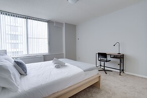 Wonderful Apt Crystal City with Gym