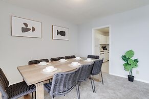 Wonderful Apt Crystal City with Gym