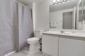 Wonderful Apt Crystal City with Gym