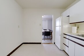 Wonderful Apt Crystal City with Gym