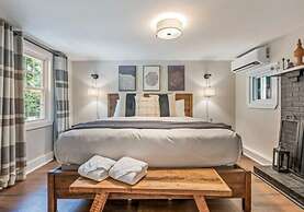 The Aurora Inn & Cottages