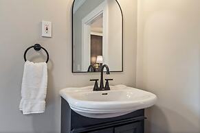 The Aurora Inn & Cottages