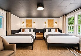 The Aurora Inn & Cottages