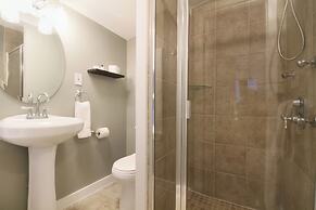 The Aurora Inn & Cottages