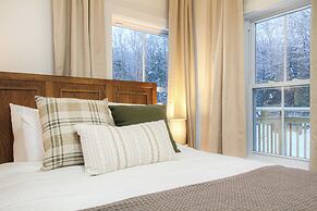 The Aurora Inn & Cottages