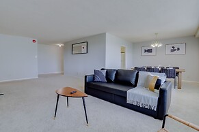 Awesome 2 BR Condo Crystal City