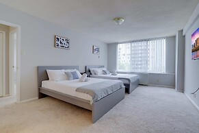 Awesome 2 BR Condo Crystal City