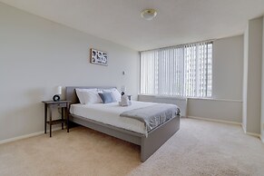 Awesome 2 BR Condo Crystal City