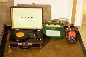 Holistic Hive Retreat House - Luxury on the Farm