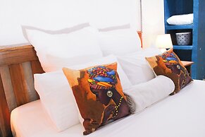 Holistic Hive Retreat House - Luxury on the Farm