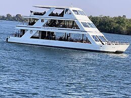 Holistic Hive Retreat House - Luxury on the Farm