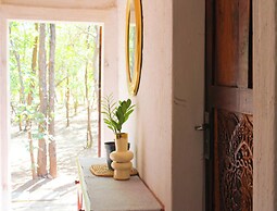 Holistic Hive Retreat House - Luxury on the Farm