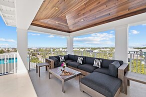 Emerald Sunset by Avantstay 9bdr Villa Pool+game Room+rooftop+walk to 