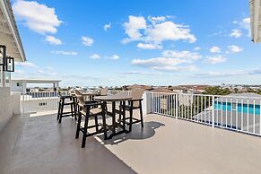 Emerald Sunset by Avantstay 9bdr Villa Pool+game Room+rooftop+walk to 