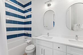 Emerald Sunset by Avantstay 9bdr Villa Pool+game Room+rooftop+walk to 