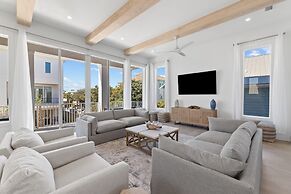 Emerald Sunset by Avantstay 9bdr Villa Pool+game Room+rooftop+walk to 