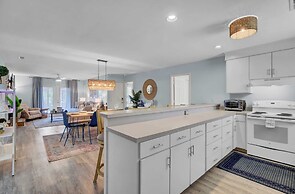 Ion by Avantstay Walk to Beach, Dining, Shopping Central Location Deck