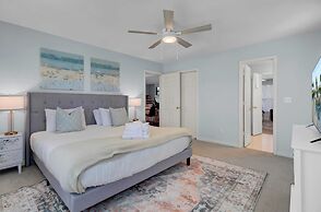 Ion by Avantstay Walk to Beach, Dining, Shopping Central Location Deck