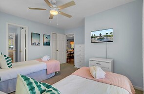 Ion by Avantstay Walk to Beach, Dining, Shopping Central Location Deck