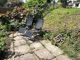 Peaceful Riverside Cottage in Machen, Caerphilly