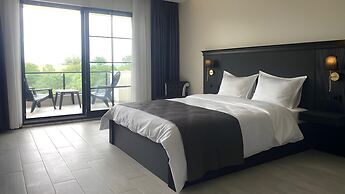 The Reference Club Country Resort