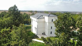 The Reference Club Country Resort