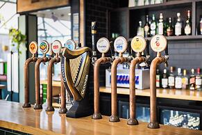 The Angus Hotel