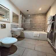 Canary Wharf Apartments